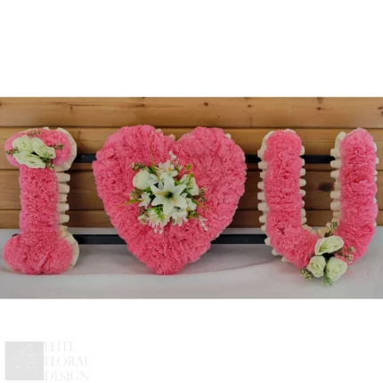 Artificial Silk Funeral ‘I Love You’ Heart Tribute – Memorial Letter Wreath for MUM, DAD & Loved Ones – Silk Flower Arrangement