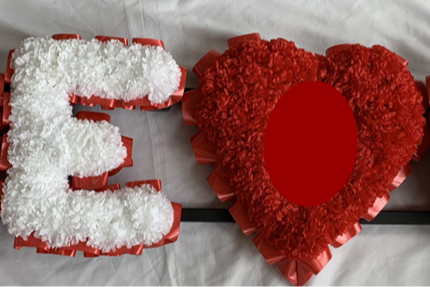 We Love You" Heart Tribute – Artificial Silk Funeral Flower Wreath for MUM, DAD & Loved Ones – Memorial Floral Arrangement
